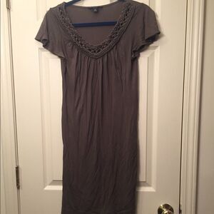 Banana republic women’s green small crocheted v neck short sleeve dress sz sm